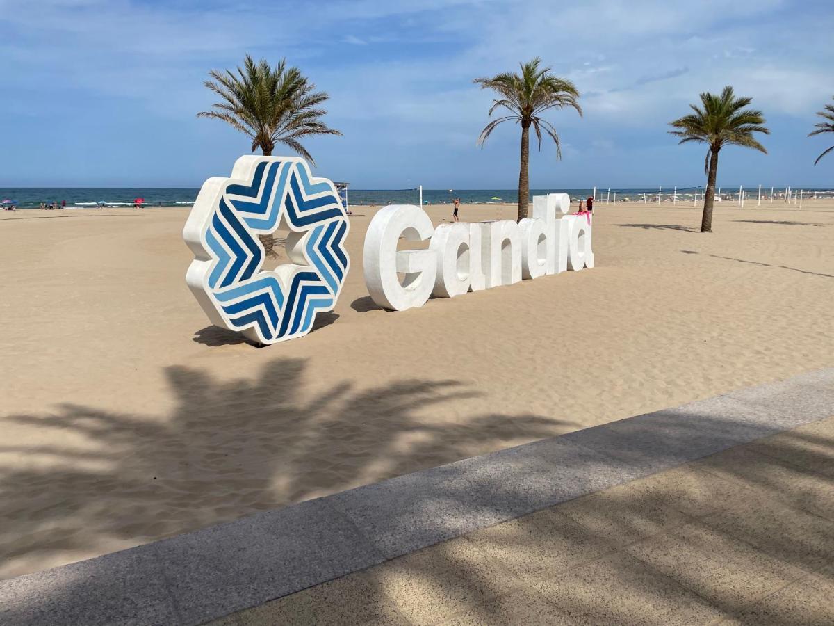 Apartamento En Segunda Linea En Playa De Gandia Экстерьер фото